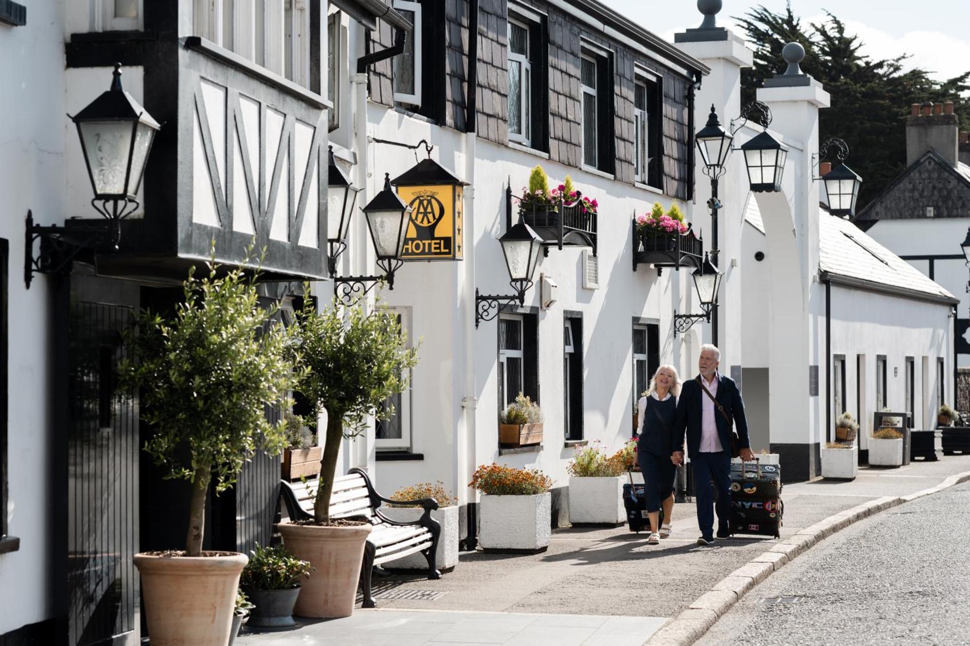 The Old Inn Crawfordsburn Exterior photo